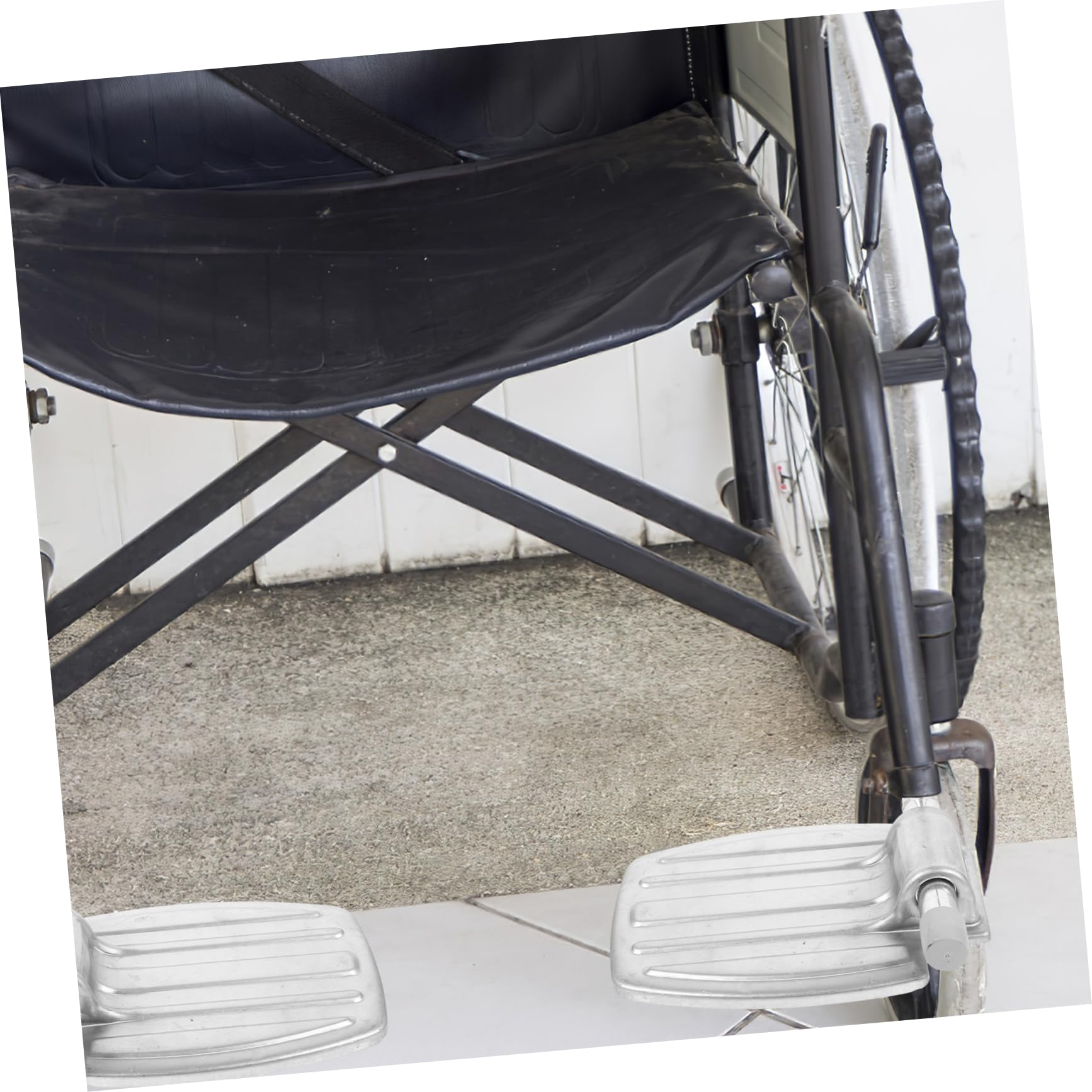 SOLUSTRE Reposapiés Plegables de Metal para Silla de Ruedas, Ligeros, Almohadilla para Piernas, Repuesto para Usuarios de Movilidad Reducida
