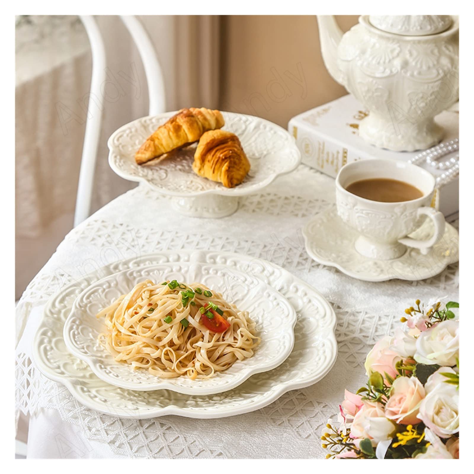 バラの花柄 波型エッジ皿 4枚セット 花柄のカップ＆皿 トレイ付き バラ