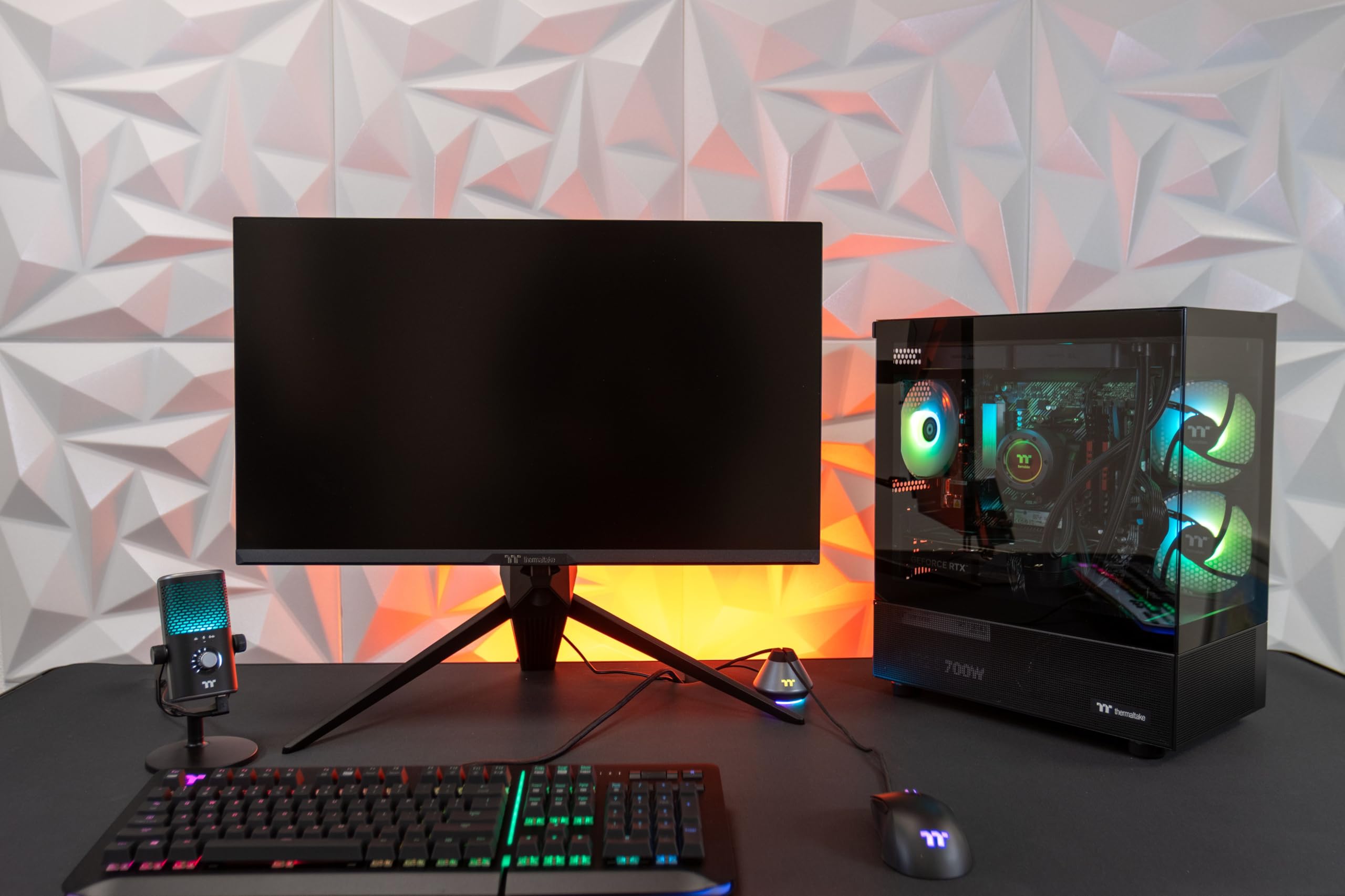 Thermaltake ToughMachine Gaming-PC | AMD Ryzen 7 5700X3D | RTX 4060 | 32 GB RAM | 1 TB SSD | Windows 11