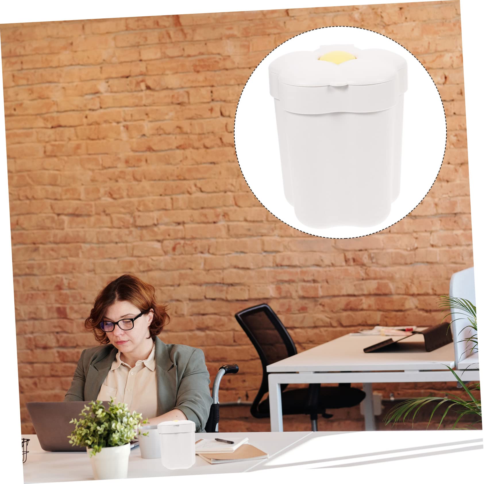 Mini Poubelle De Bureau En Plastique Avec Couvercle, élégante Corbeille