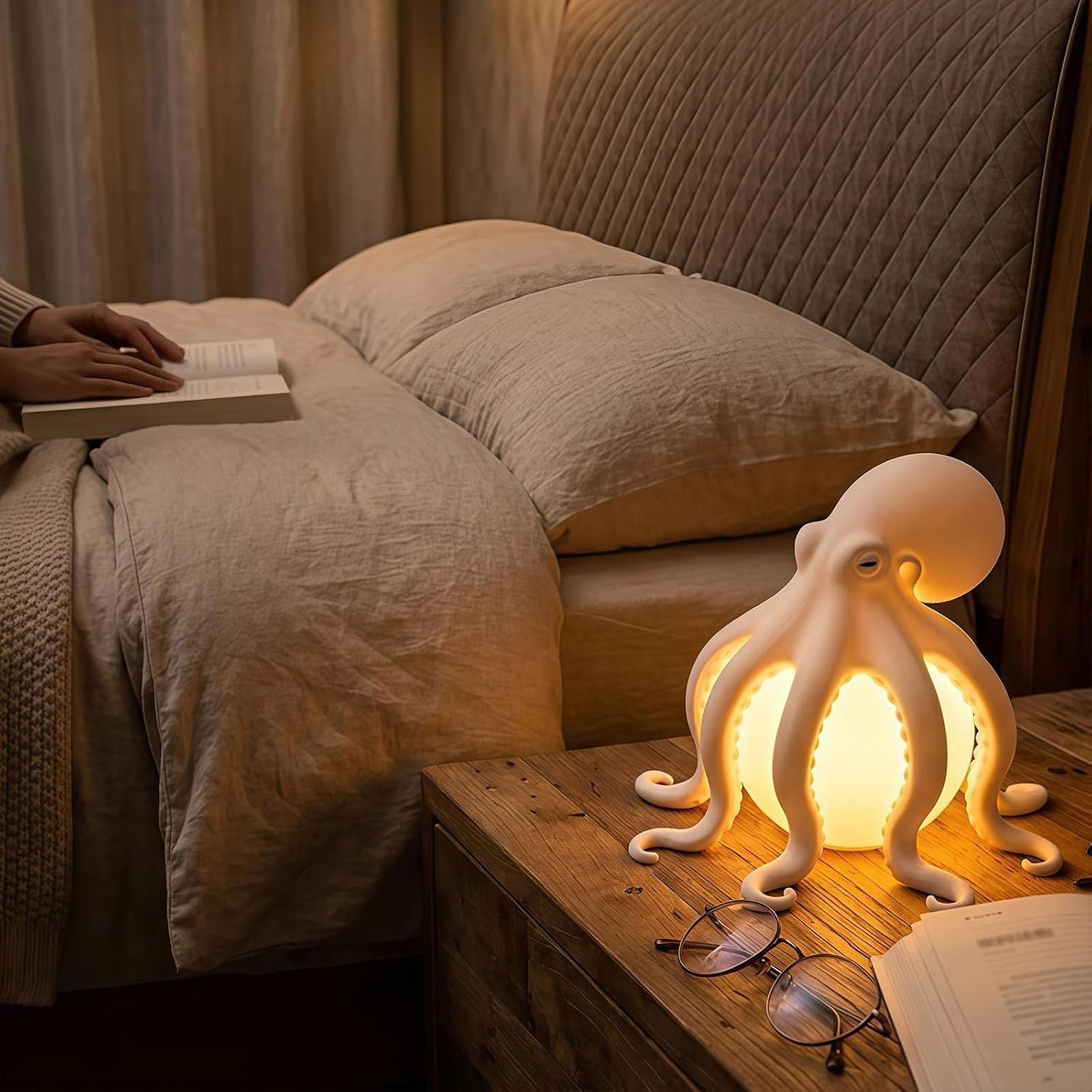 Lampada da tavolo con decorazione costiera a forma di polpo, luce notturna nautica a LED alimentata tramite USB con sfera luminosa, illuminazione ambientale a tema oceano marino (White)