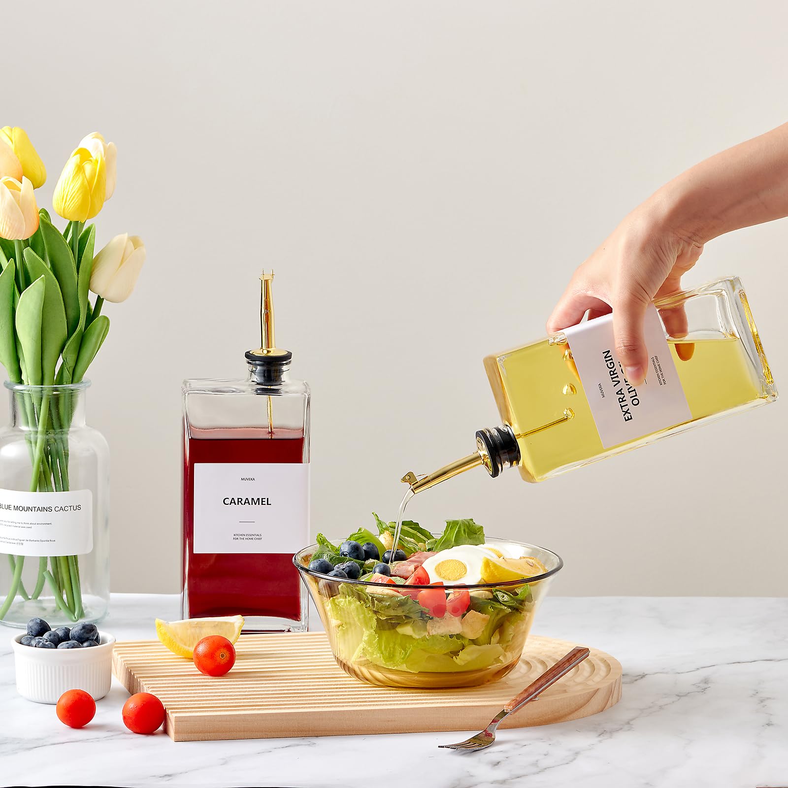 Olivenölspender Flasche für Küche, 479.1 g / 500ml Speiseölspender, Öl- und Essigspenderflasche Set, Glasölbehälter mit 4 Ausgießer, Kaffeesirupspender