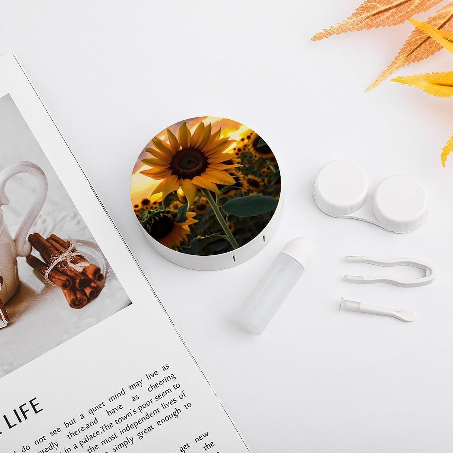 Farm Sunflower Contact Lens Case Fashion Round Eyeglass Cases Portable Contact Lens Cases Cute Eyeglass Len Case with Mirror for Daily Vision Care And Outdoor Use