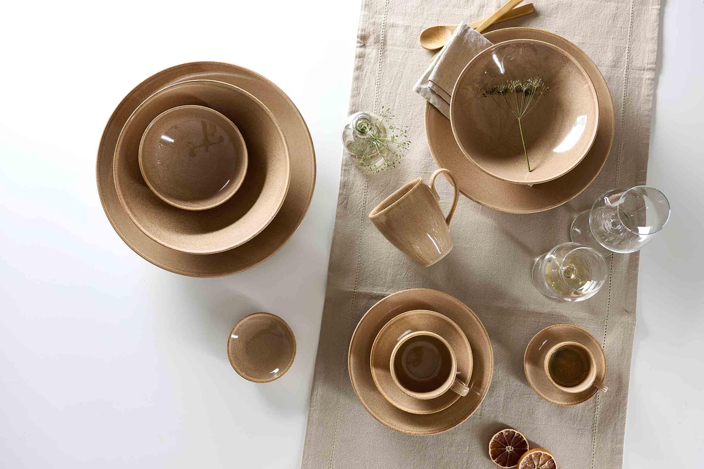 Ritzenhoff & Breker Sahara Espressotassen mit Untertassen 6er Set | 100 ml | Rustikaler Handmade-Look durch Reaktivglasur, Sanfte Sandtöne | Porzellan, Spülmaschinenfest | Braun-Mix