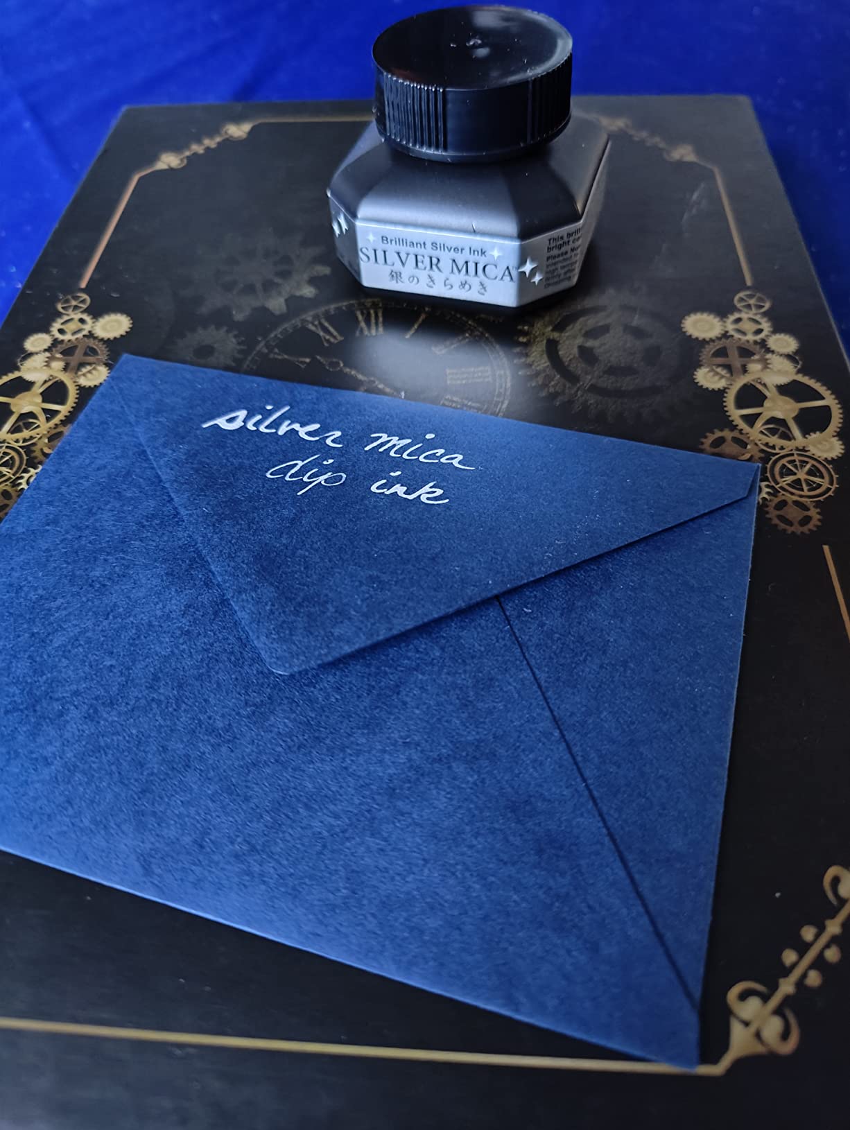 Brilliant silver for dark paper