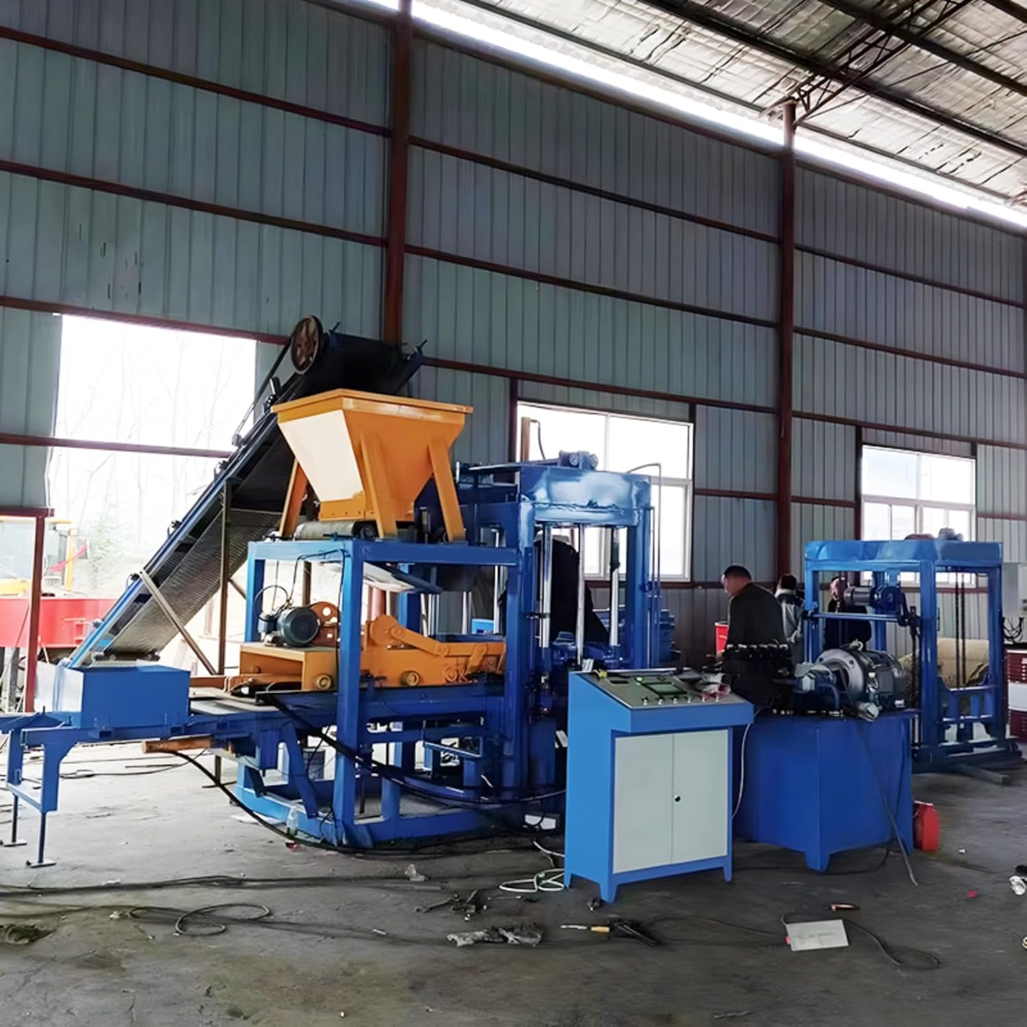 Cement Block Making Machine Highly Efficient Production of Cement Bricks and Hollow Bricks Hydraulic Interlocking Brick Making Machine for Creating Diverse Paver Shapes
