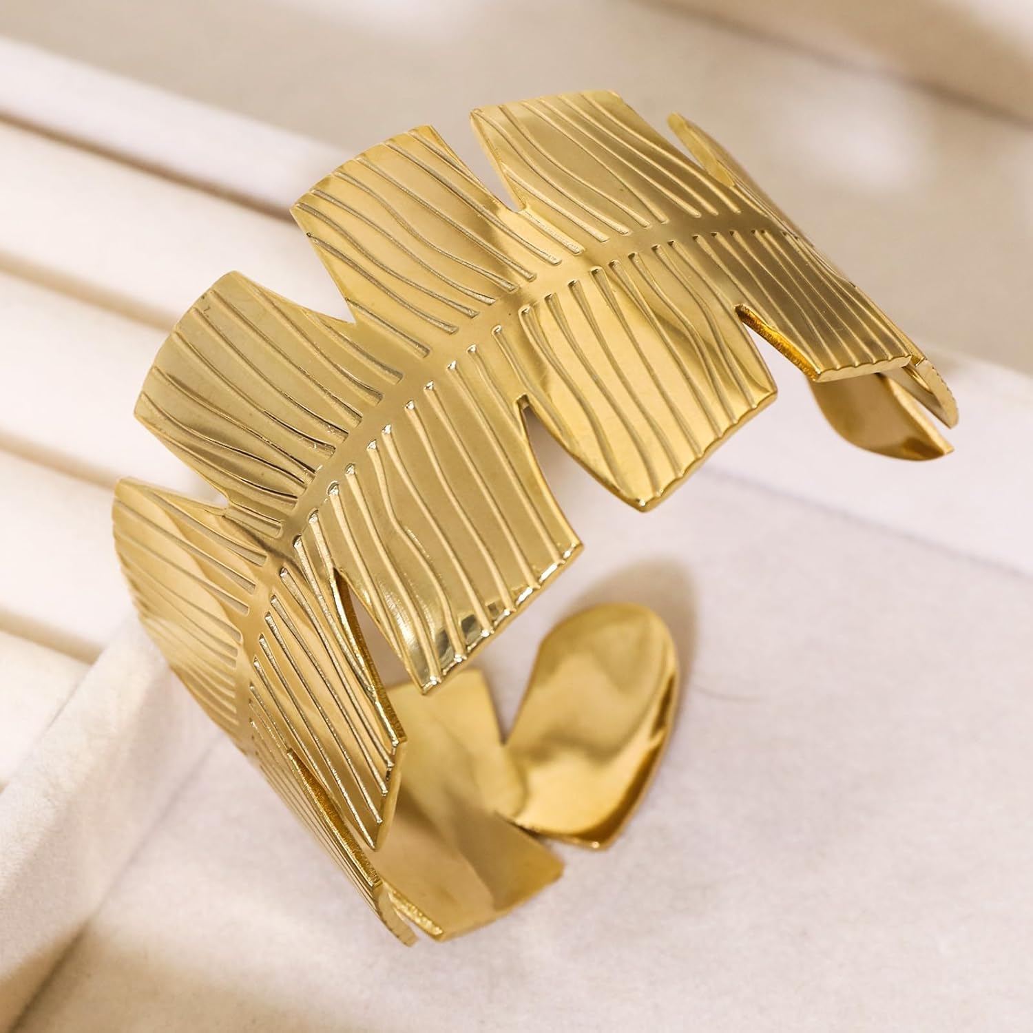 18k Gold Plated Adjustable Cuff Bracelets Personalized Open Wide Leaf Natural Stone Cuff Bangle Buckle Bracelet Jewelry Birthday Valentine's Day Gift for Women - Image 3
