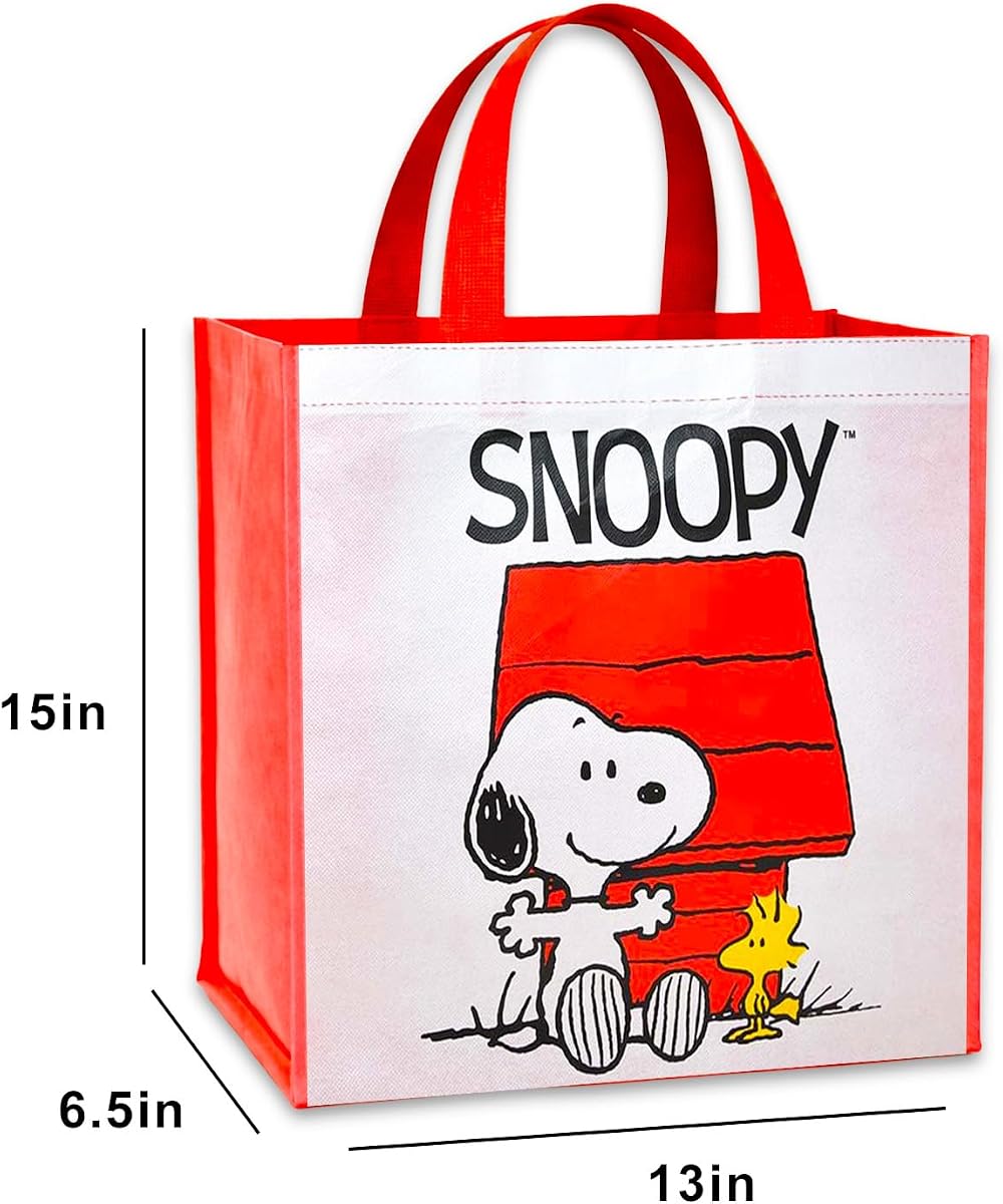 BAGGU Standard Reusable Bag in Peanuts Snoopy view 2