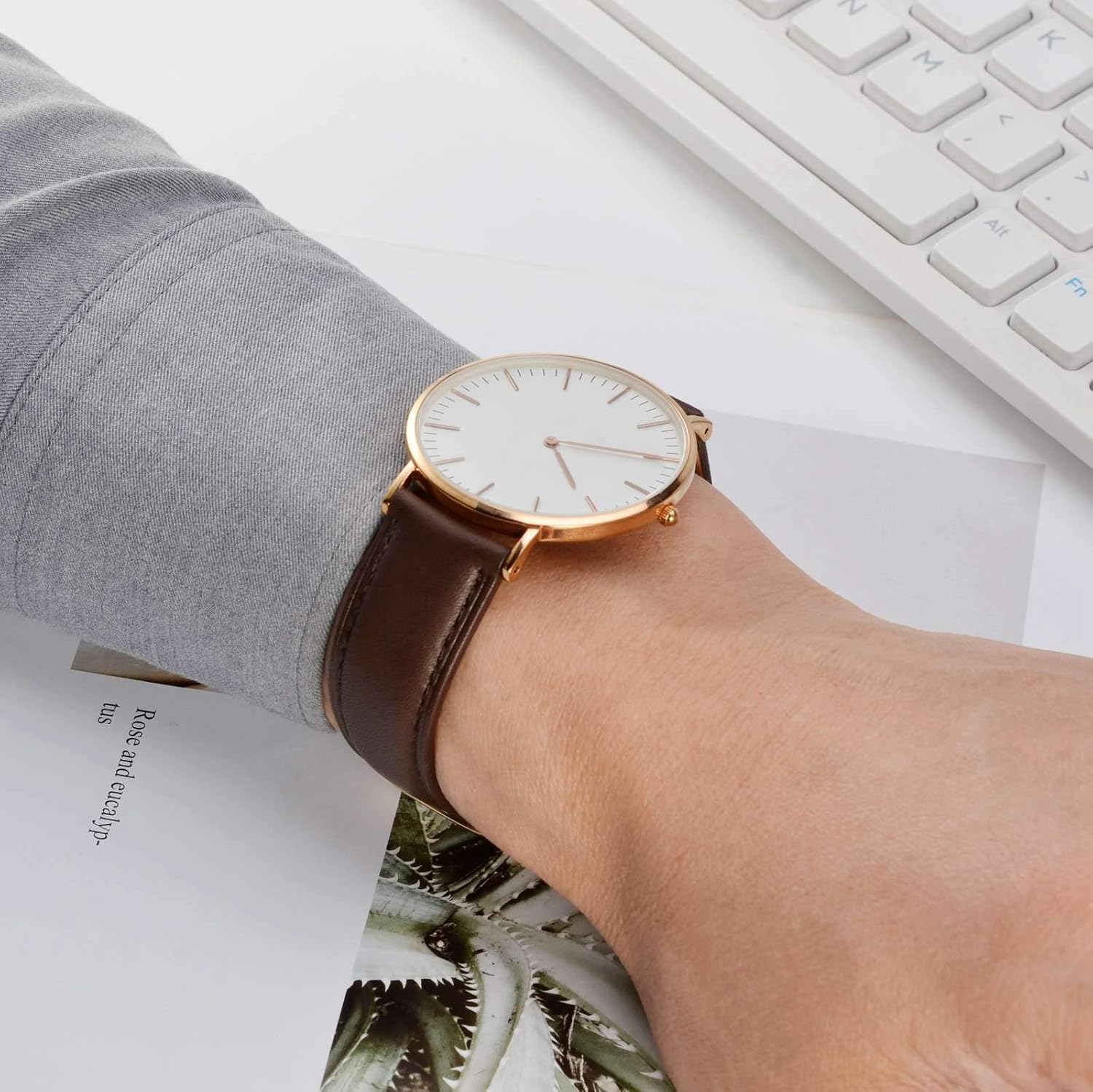 WOCCI 22mm Vintage Leather Watch Band with Rose Gold Buckle, Replacement Bands (Dark Brown)