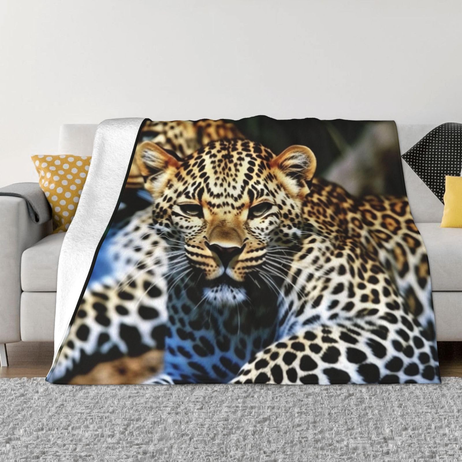 Couverture micro-polaire léopard en flanelle de luxe pour un lit élégant