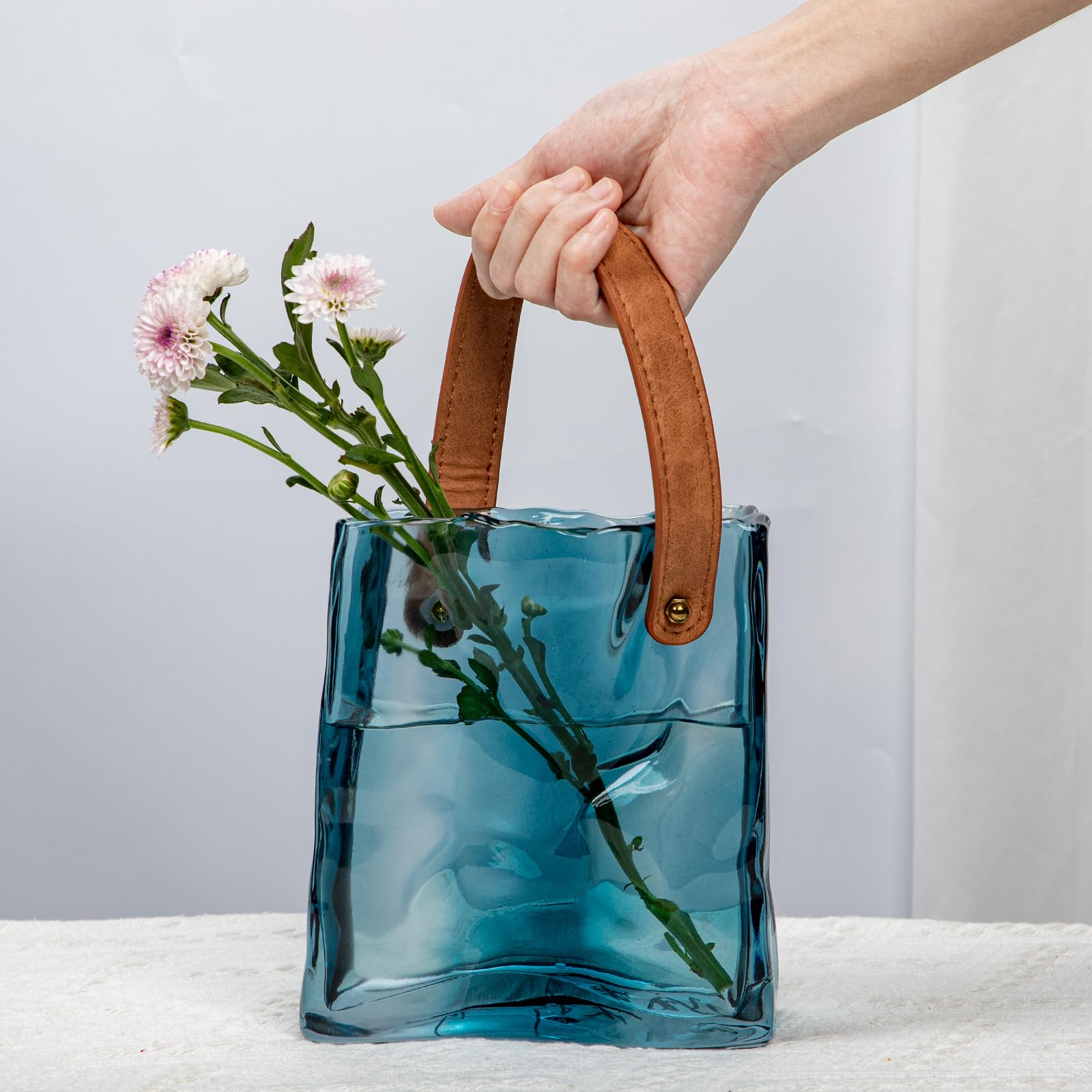 Hollyone 17cm Thickened Glass Vase for Flowers Blue Flower Vase for Room Decor Aesthetic Unique Vases with Handle for Wedding Living Room - Image 4