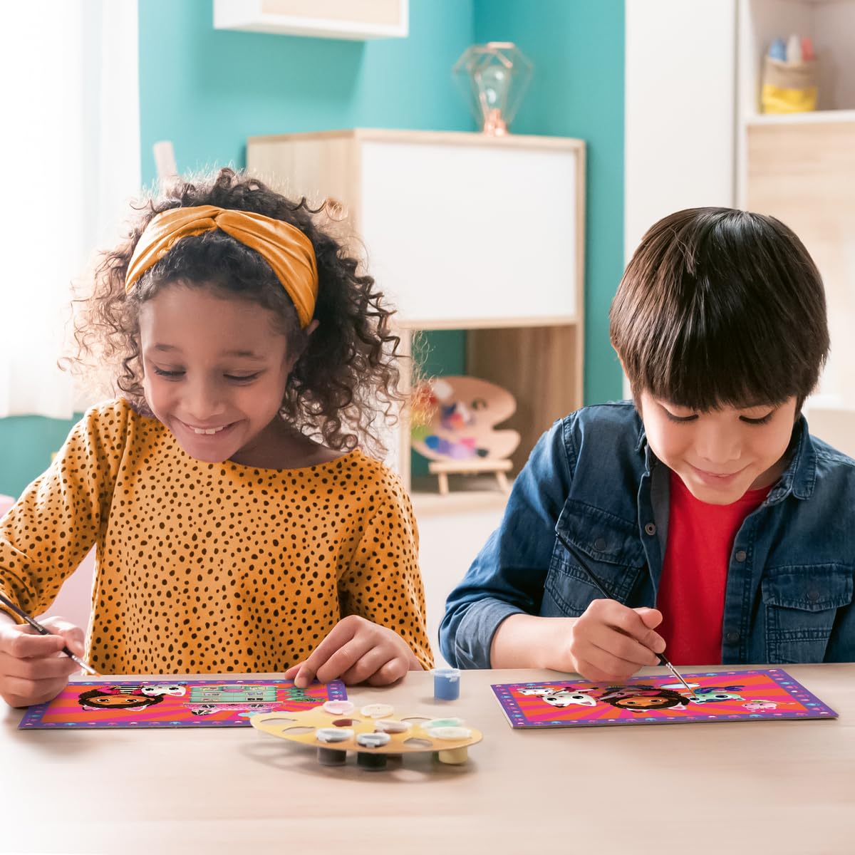 Ravensburger - Creart Junior: Gabby's Dollhouse | Malowanie według numerów dzieci | Rzemiosło dziewczynka 5 lat | Płótno do malowania dzieci | Zawiera kompletny zestaw do malowania dla dzieci | 2