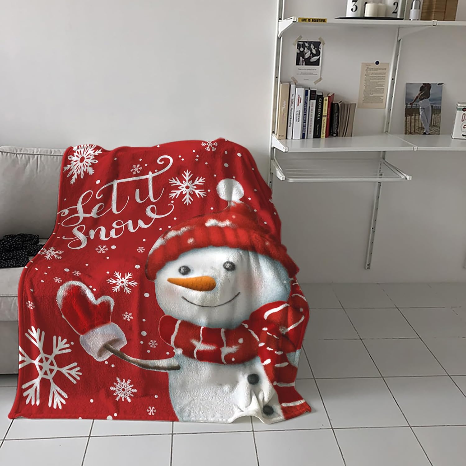 Snowman Super Soft Flannel Fleece Blanket, Christmas Snowman with Snowflakes Lightweight Blankets, Xmas Red Cozy Microfiber Plush Throw Blankets for Bed, Sofa, Couch, Travel, Camping, 60" x 80"