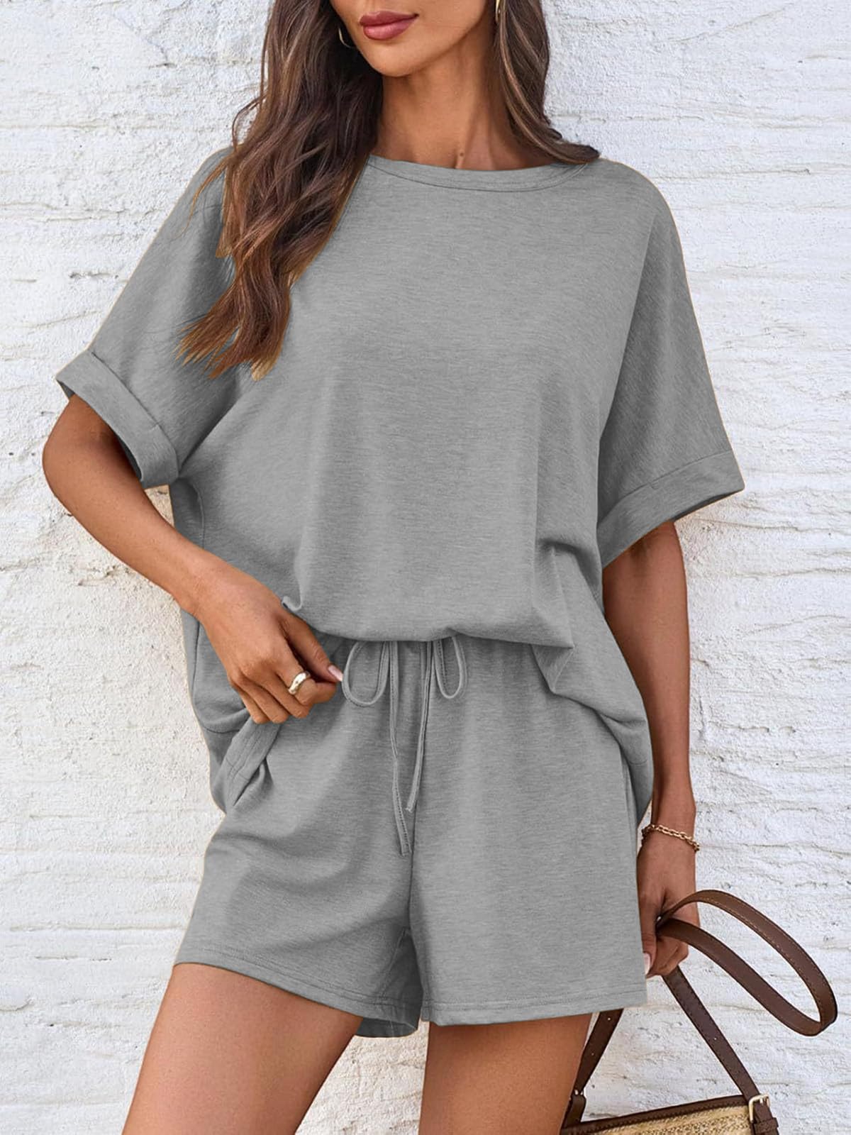 Ensemble D'été Survetement Femme 2 Pièces T-shirt à Manches Courtes et Pantalon Bermudas avec Poches Ensemble Femme Chic et Casual