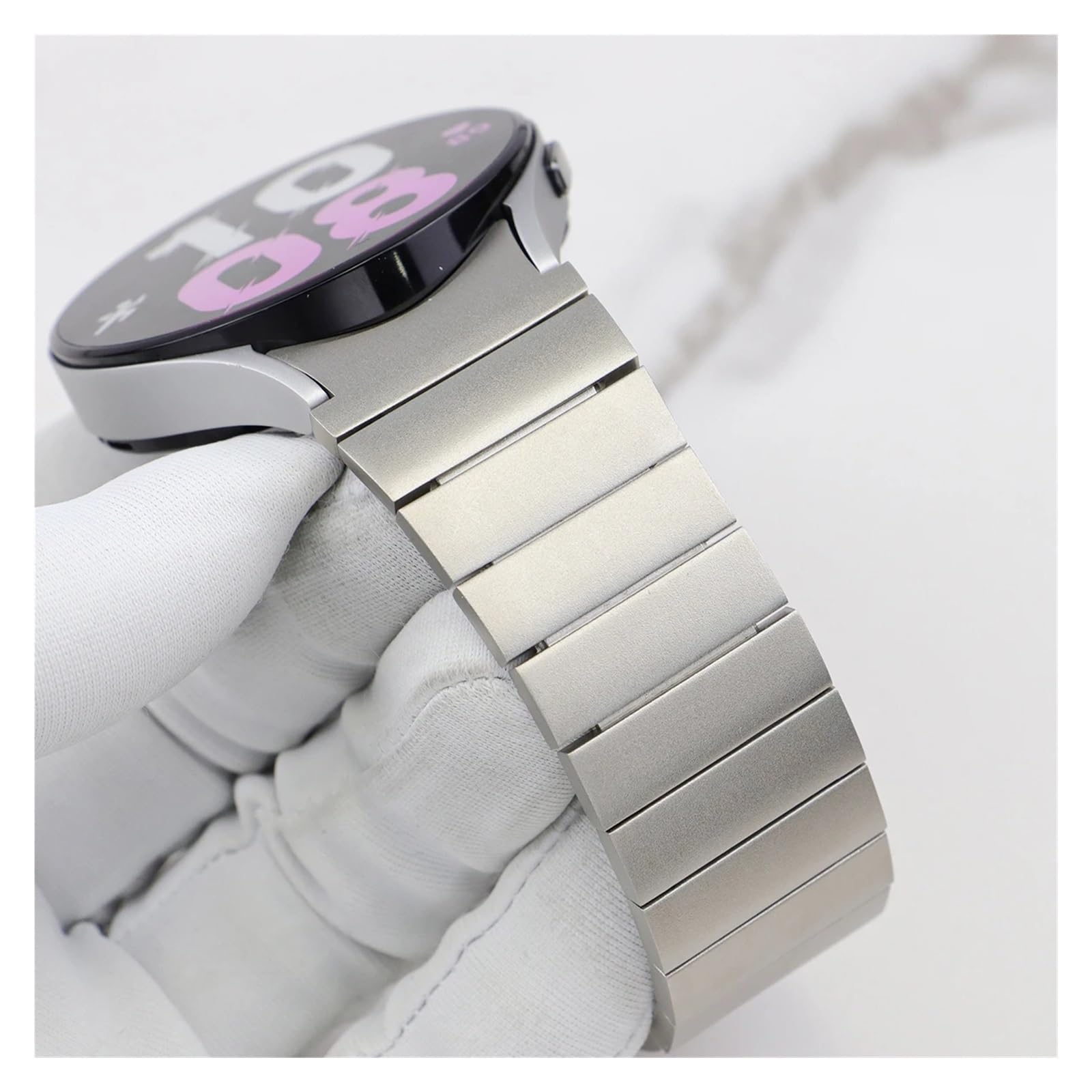 Bracelet magnétique sans espaces, Compatible avec Galaxy Watch 6/5/4 44mm 40mm 5 Pro 45mm 6 Classic 47mm 43mm, Bracelet à extrémité incurvée en métal(Titanium 2,M)