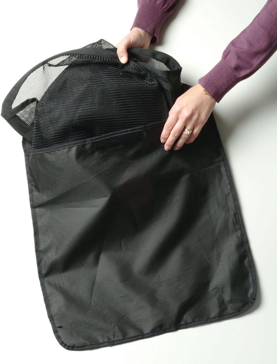 PetSafe Happy Ride Cargo Area Dog Barrier - See-through Durable Mesh Material - Fits Most Cars, Minivans and SUVs - Keep Pets in the Back - Easy to Store in Vehicles black 36 X 22 : Pet Training And Behavioral Aids : Pet Supplies