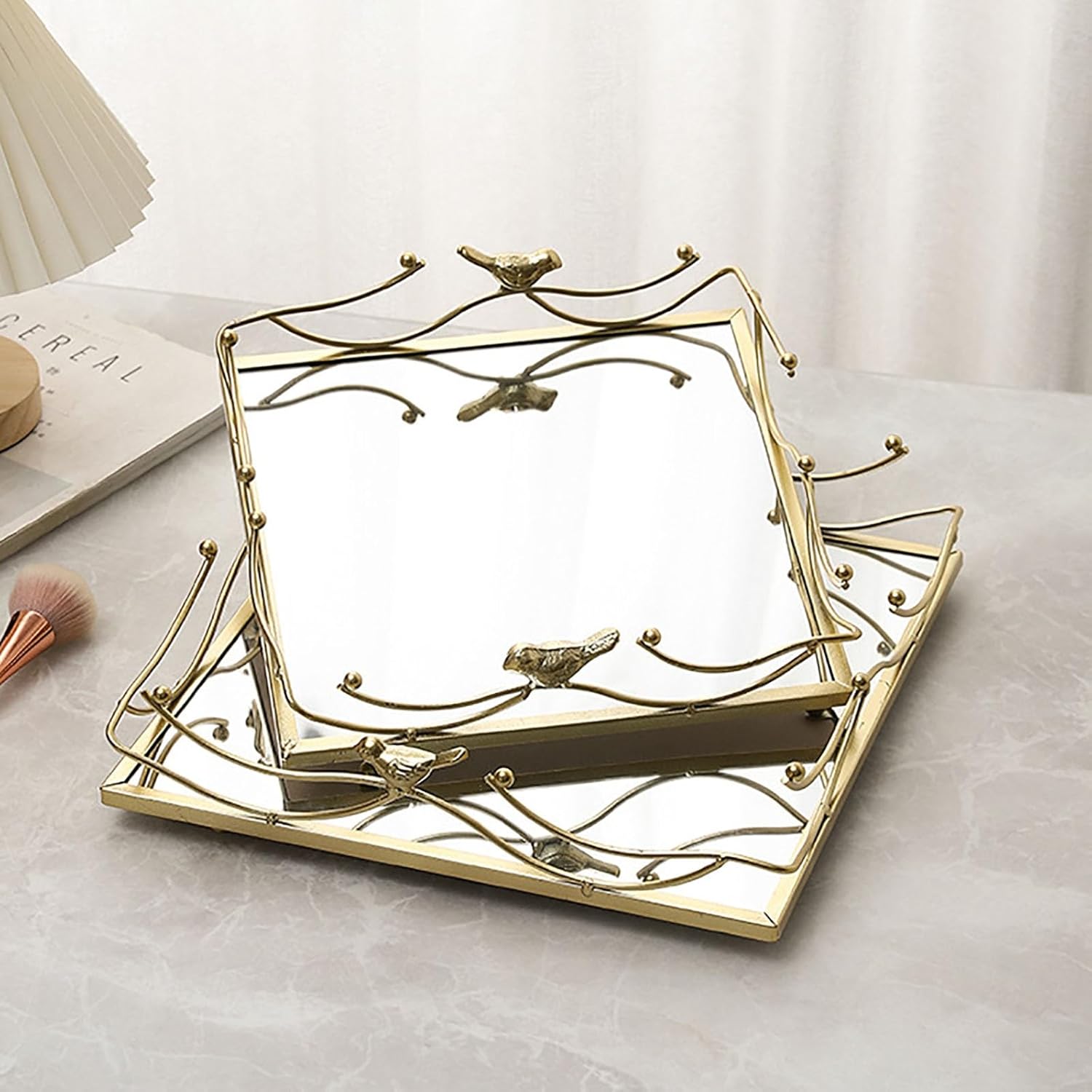 Set of 2 Metal Mirrored Round Serving Trays Metal Vanity Jewelry Tray Perfume Dresser Tray for Bathroom Vanity Home Décor(A)