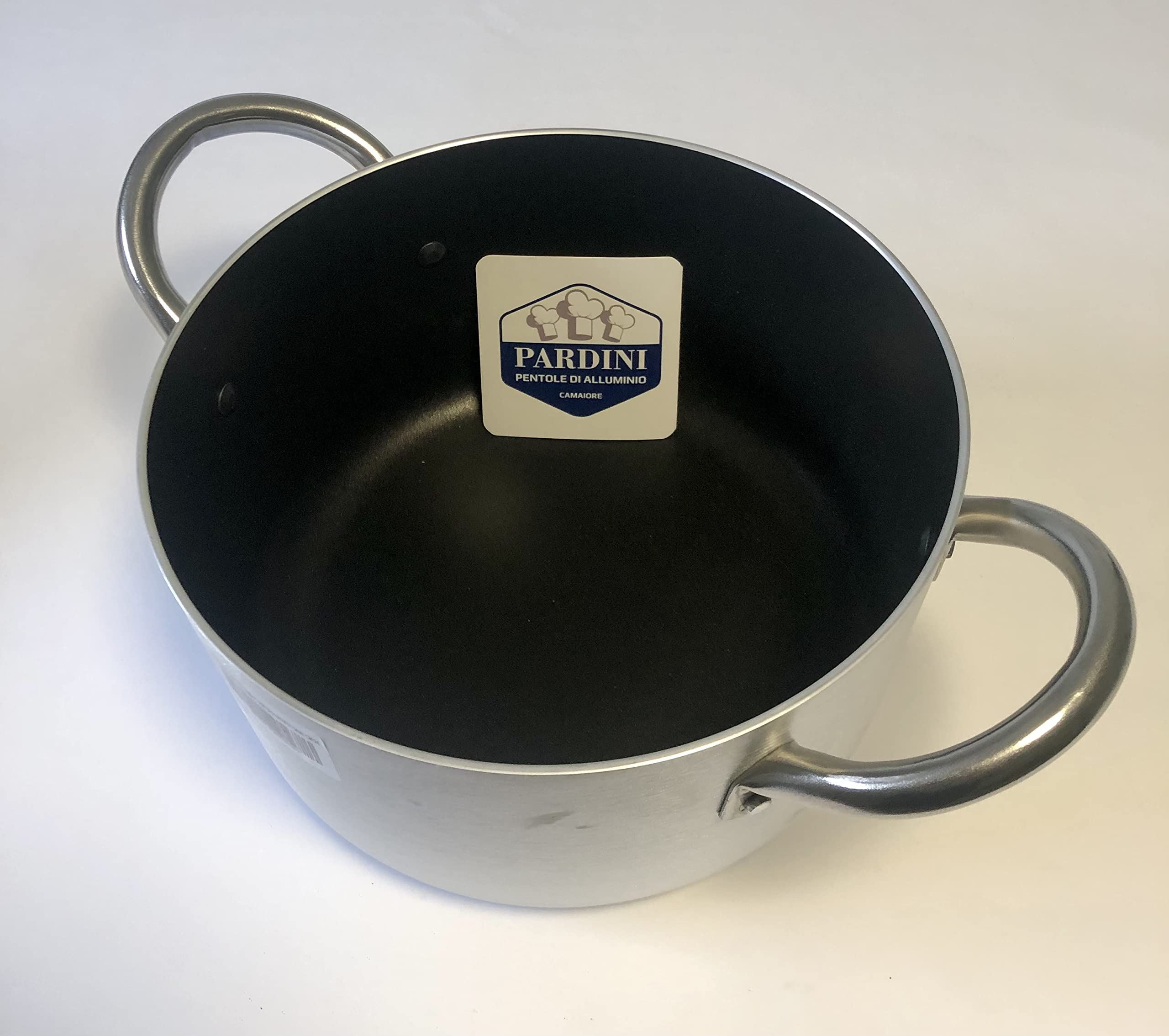 PARDINI – Casseruola alta in alluminio 24 cm, altezza 13 centimetri. Fondo antiaderente, spessore 3 millimetri. Capacità 5,6 litri. Linea professionale.