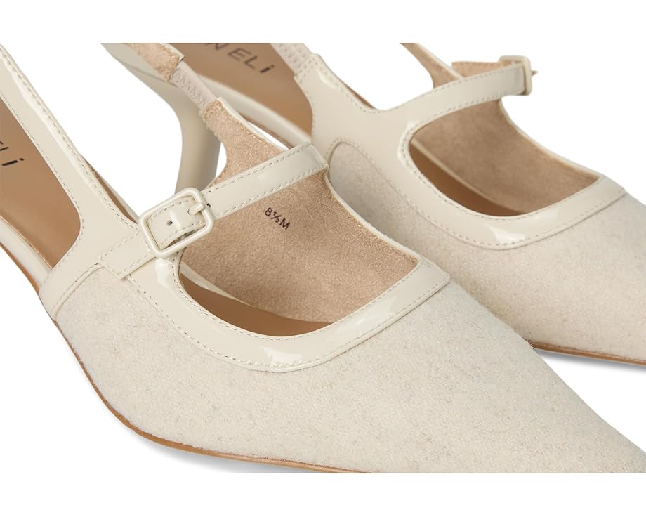 Vaneli Payge - Right View