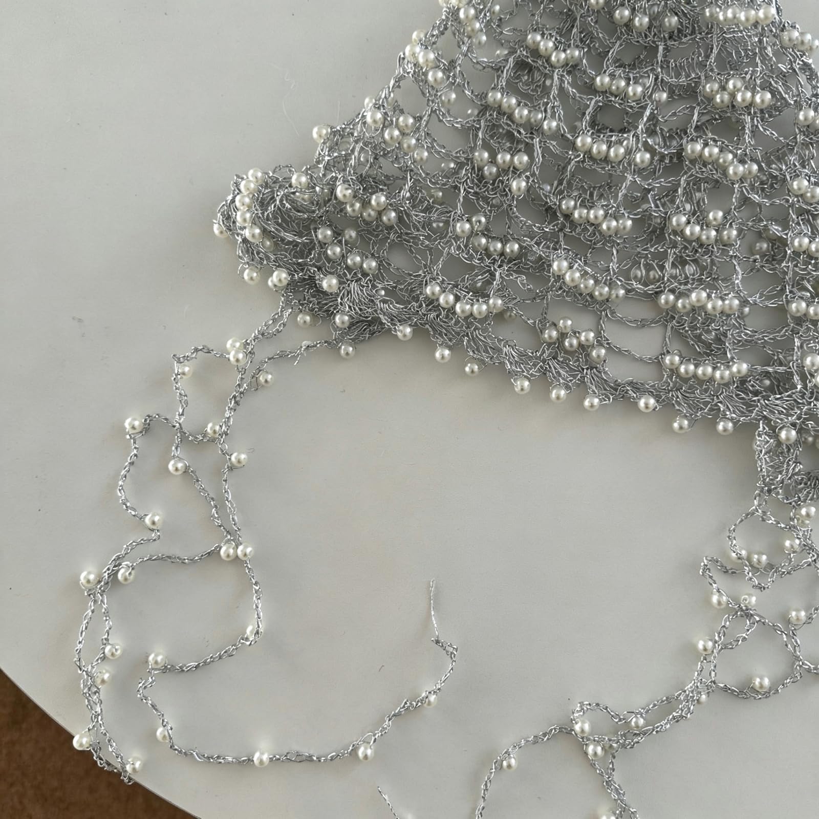 Berretto Traforato da Donna con Perle E Nappe Traspirante Stile Y2k