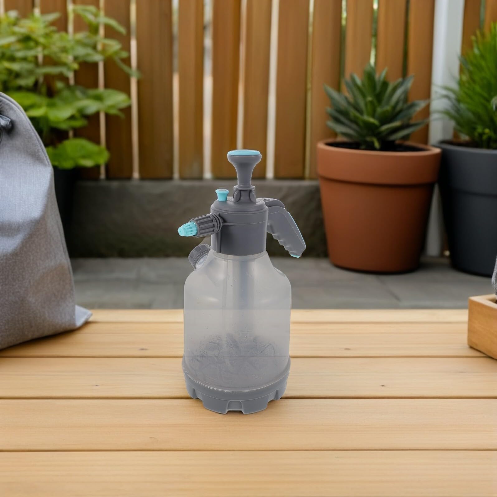 Spruzzatore da Giardino a Pressione Manuale 3l in Plastico | Formato Portatile, per Piante e Lavaggio Finestre, Capacità Ampia, Design Spesso