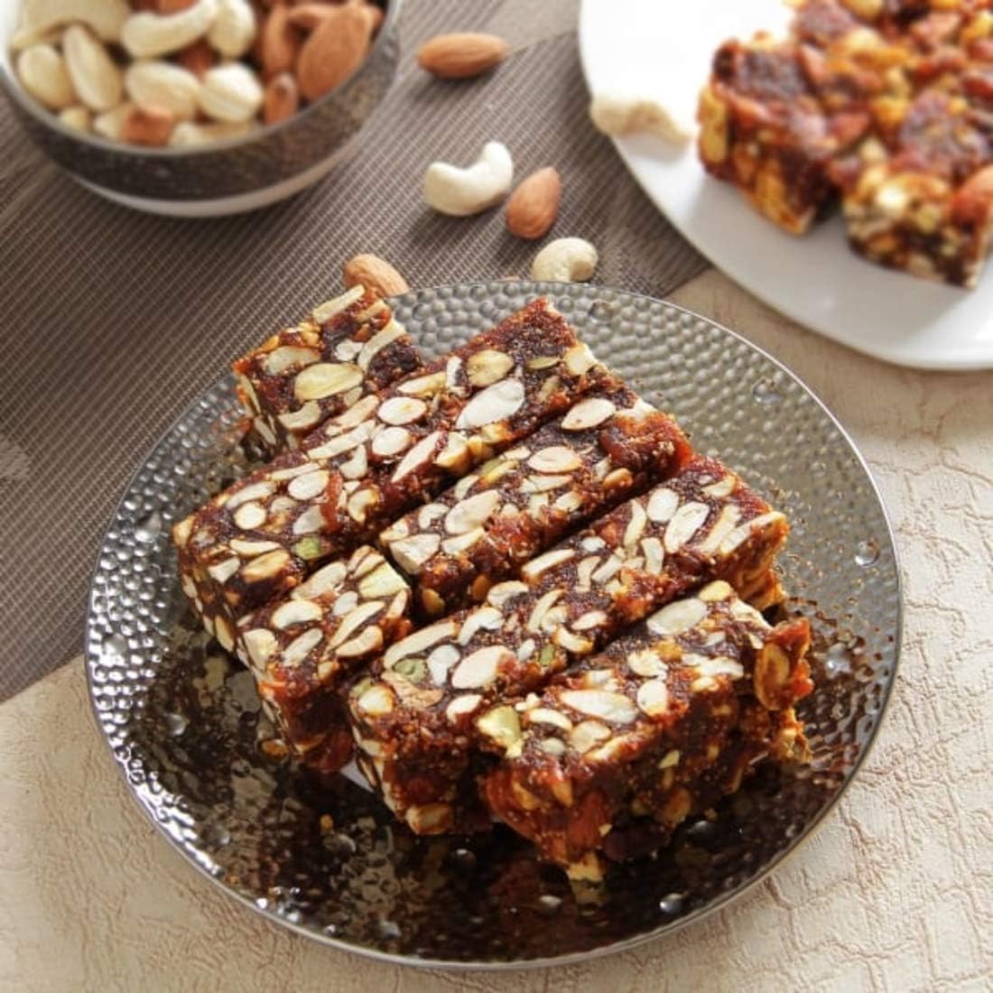 sanket Fruits Sugar Free Dates Barfi (Khajur Dryfruit Chikki ) (1 Kg)