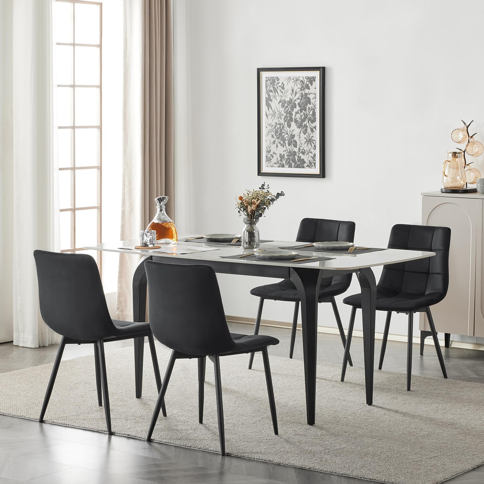 EUGAD Chaises de Salle à Manger Lot de 4, Chaise de Cuisine, avec Pieds en Métal et Dossier, Siège Rembourré, en Velours, Noir