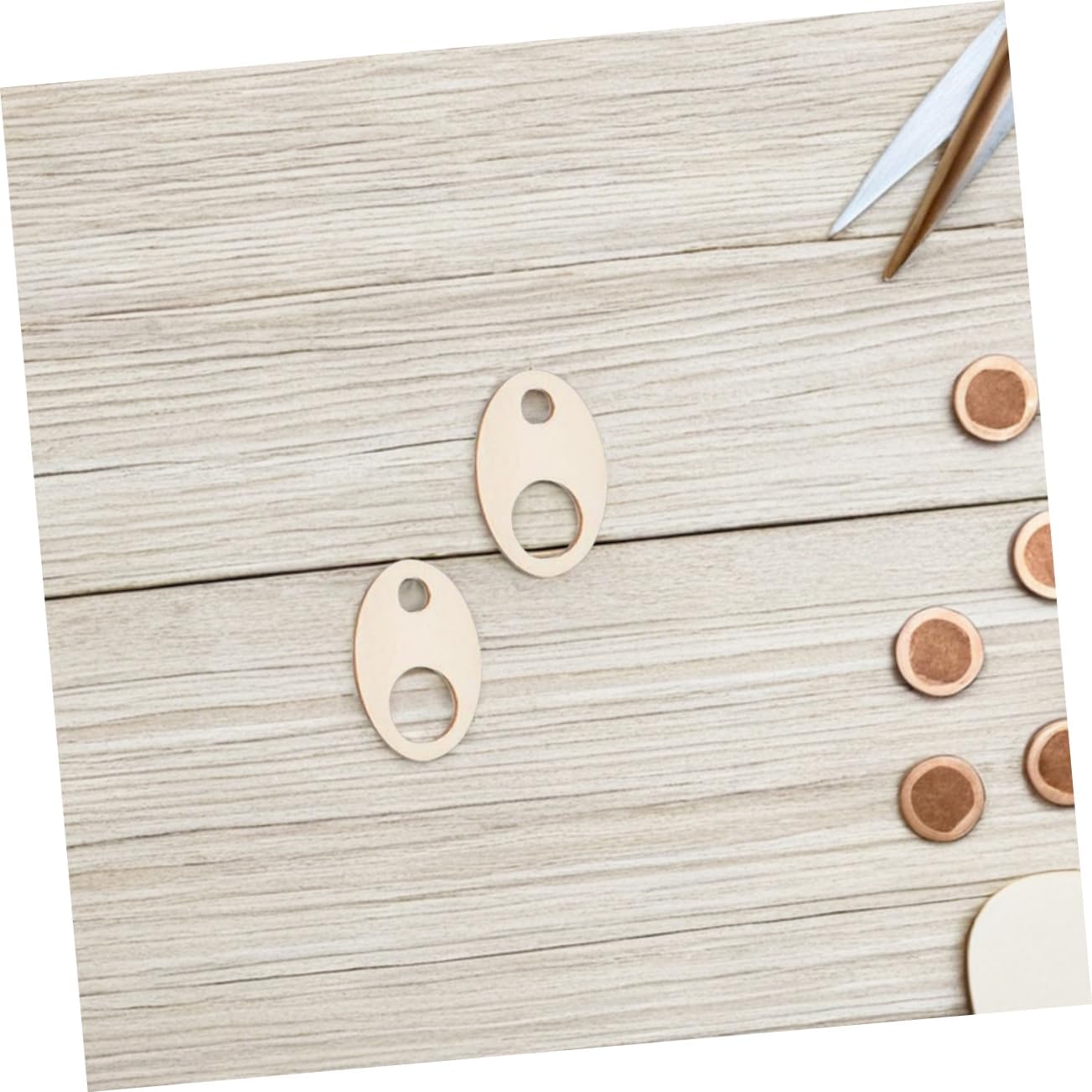 NUOBESTY 100pcs Wooden Thread Organizer Rack for Embroidery Floss Craft Storage Creative Patterns Thread Holder for Needlework Organization