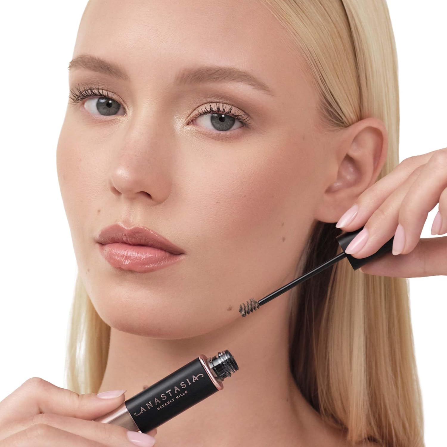 Anastasia Beverly Hills - 2025 Ultimate Brow Essentials Kit