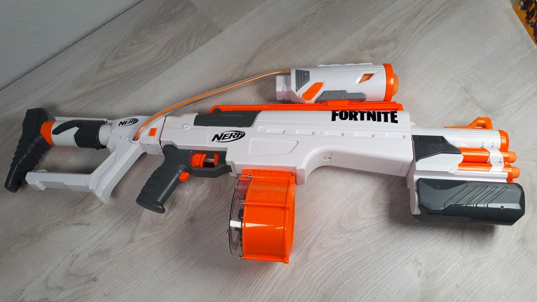 Blaster Motorisé Blaster Nerf Fortnite Insightful - Motorisé - 10 Fléchettes - Version Officielle Blaster 10 Fléchettes Automatique