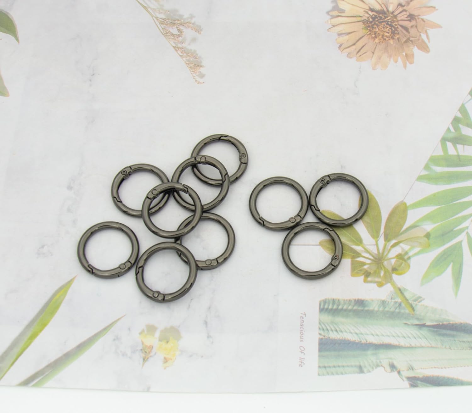Spring O Rings Clip Keychain Metal Round Carabiner Clips Keyrings Snap Hook Buckle Purse Bag Paracord DIY Craft image 4
