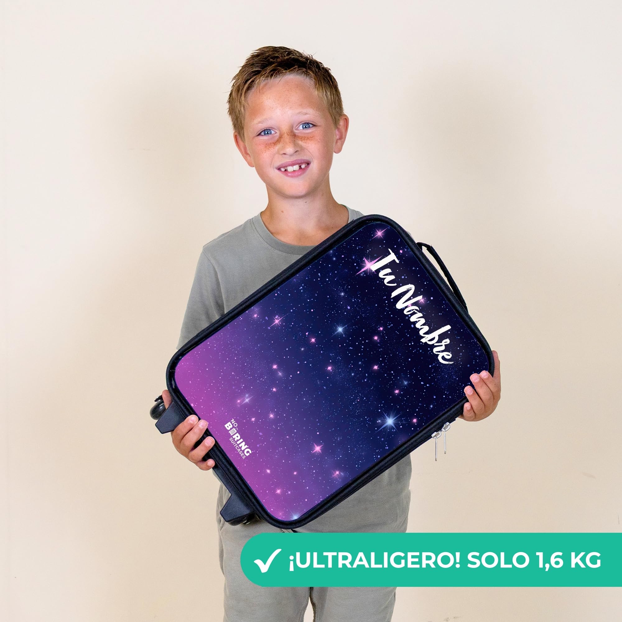 NoBoringSuitcases.com® Maleta Infantil Personalizado con Nombre 48x31x19 cm Maletas De Viaje Cabina Trolley con Ruedas LED Rigida Ultraligero - Niñas - Estrellas - Galaxia - Azul - Rosa