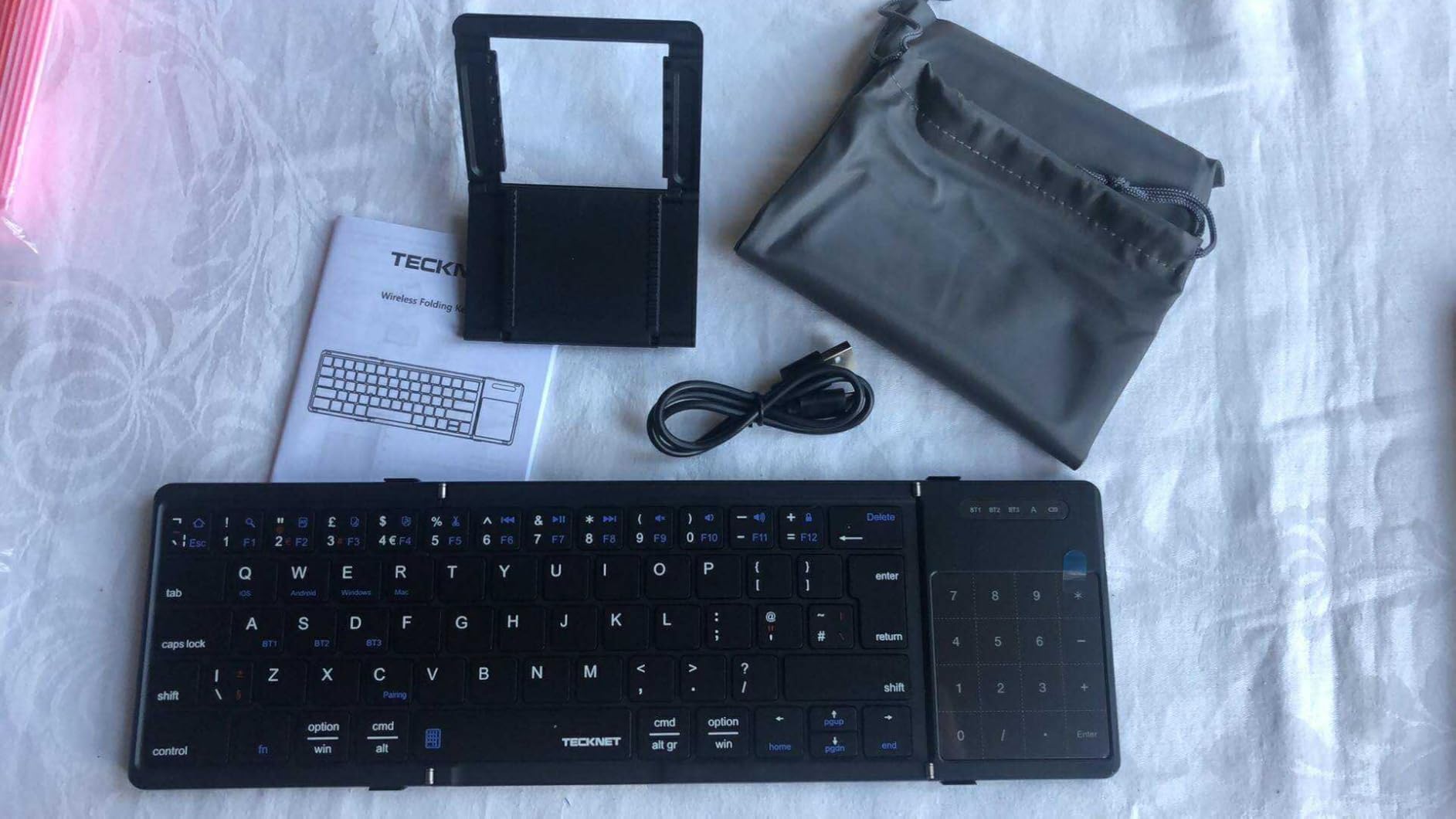 TECKNET Bluetooth Tastatur Faltbare mit Touchpad, QWERTZ Deutsch, Schwarz