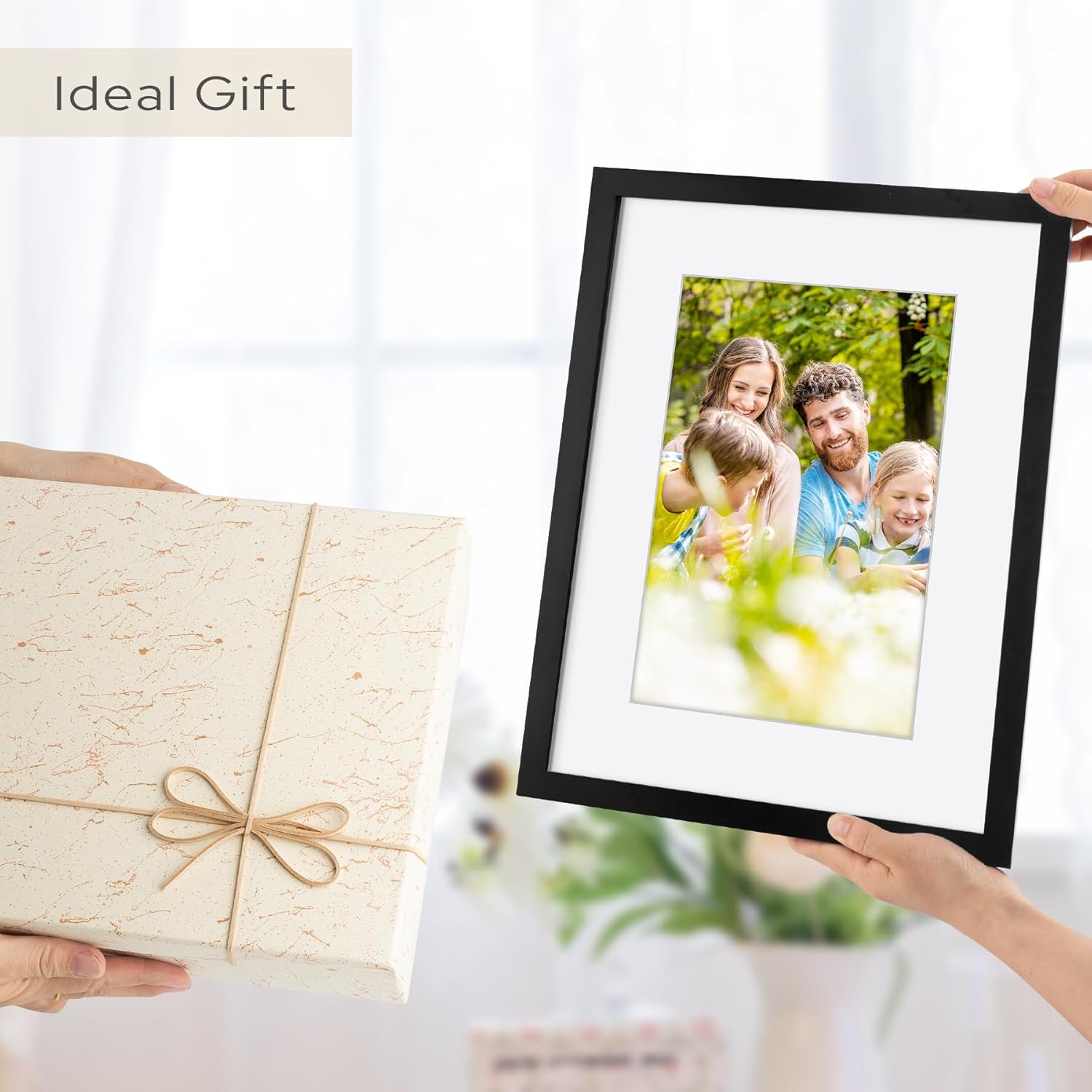 Golden State Art, 12x16 Picture Frame - Solid Wood with Real Glass - Display Pictures 8x12 with Mat or 12x16 without Mat - Photo Frame for Wall Mounting (Black, 1 Pack)