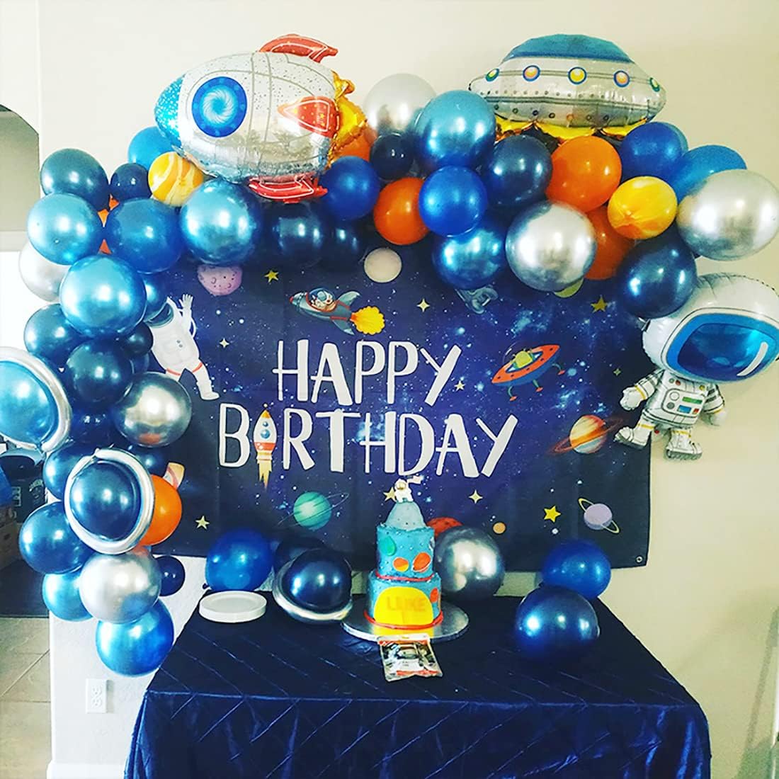 Amazon.com: Cartoon astronaut astronaut foil balloon astronaut theme ...