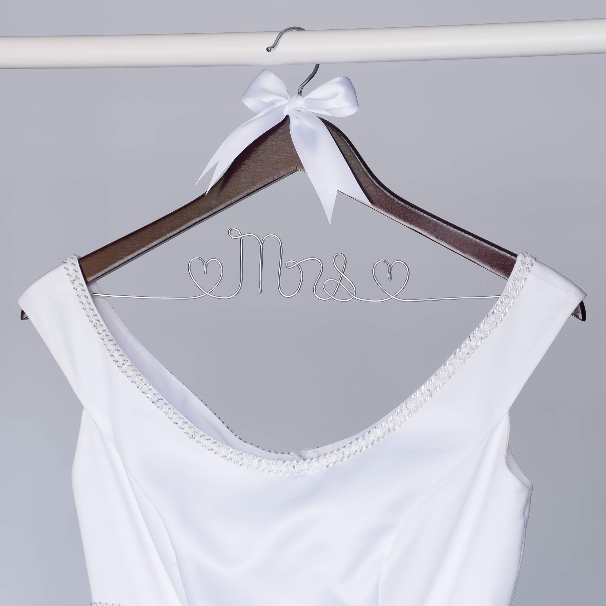 Homebasix HEA00040G Clothes Hanger, 5 Piece, Mahogany