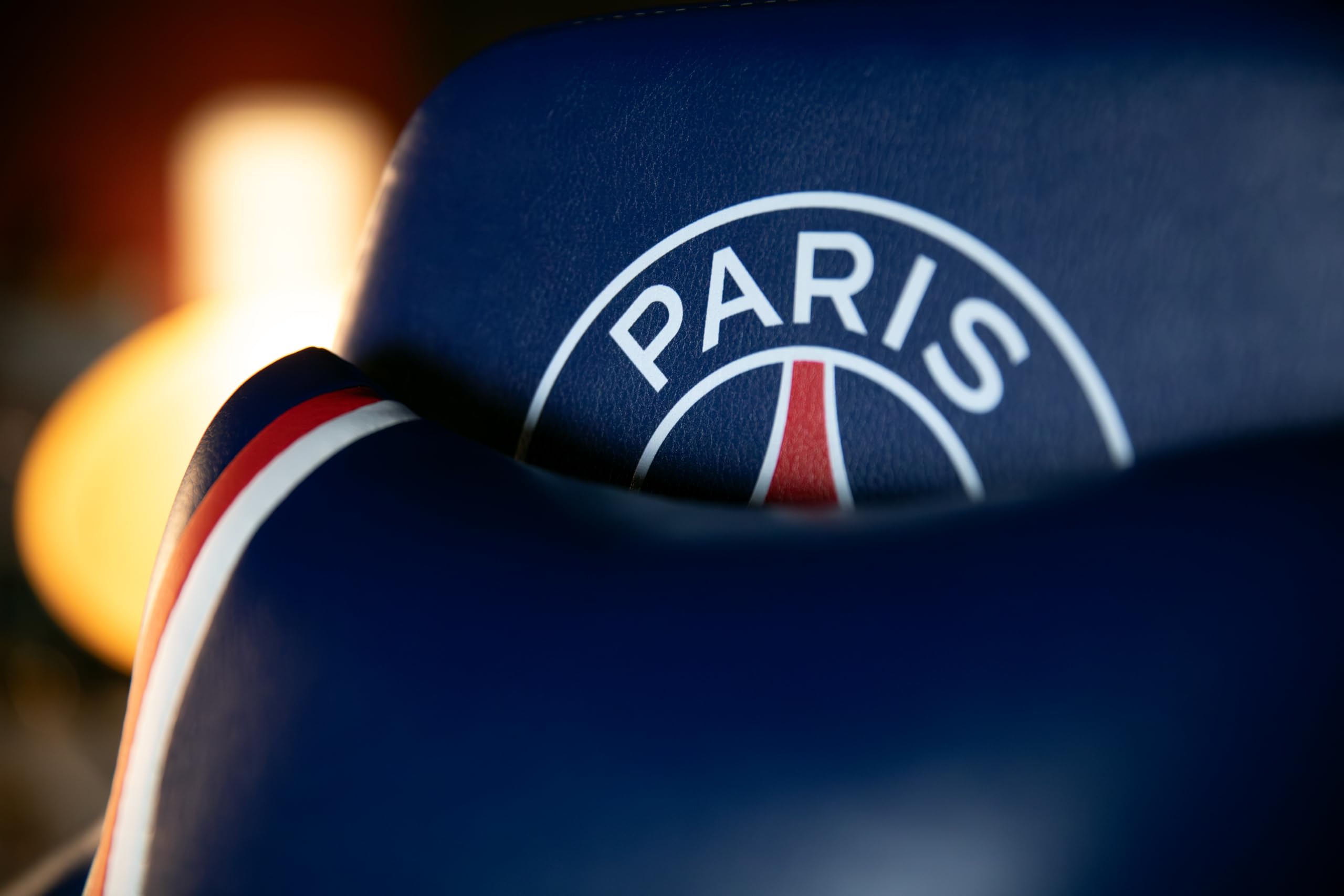Konix PSG Chaise de Bureau Gaming Premium - Inclinaison siège 150° - Cuir polyuréthane - Coussin lombaires et cervicaux réglable - Appui-tête - Bleu