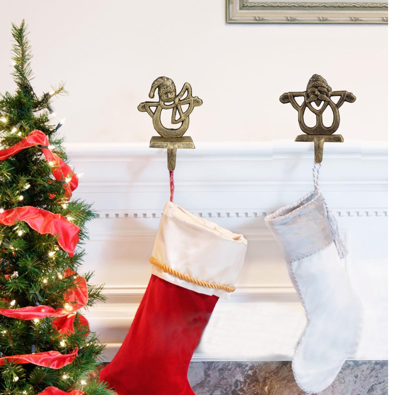 YWZHENYU 4 Pack Christmas Stocking Holder Durable Stocking Hanger Hooks for Mantel Fireplace Snowflake Stocking Hooks for Christmas Decor - Image 4