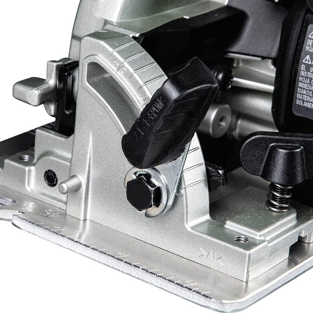 Close-up of the bevel adjustment mechanism on the Makita circular saw