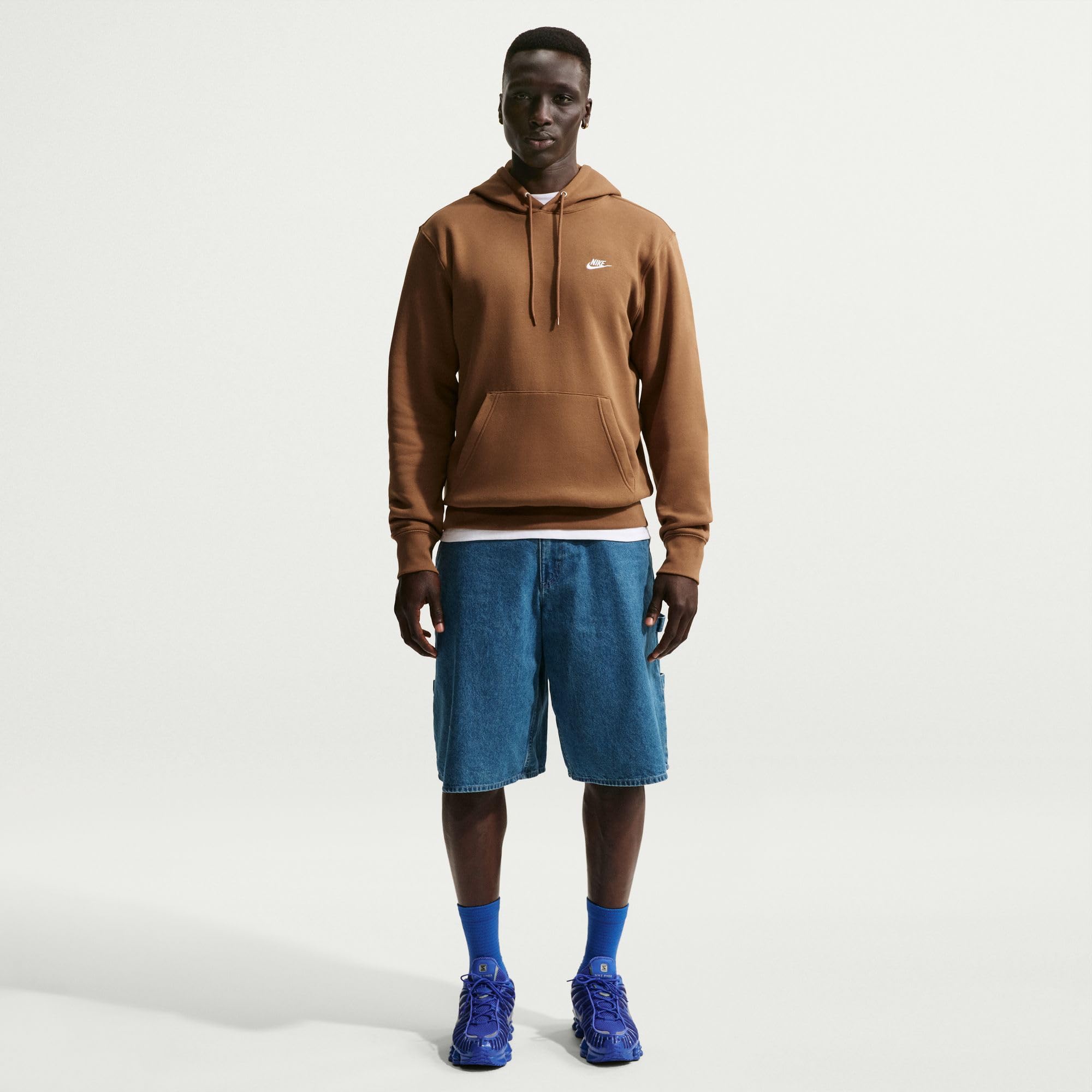 Sweatshirt à capuche Nike homme pour éviter le coup de froid
