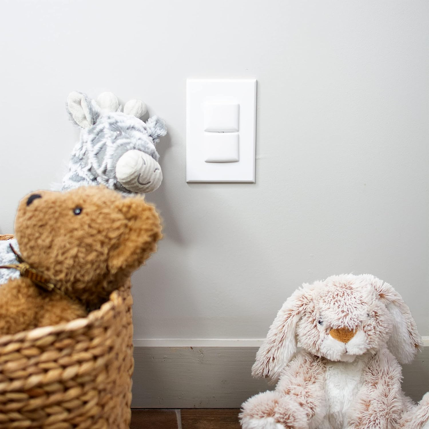 Qdos Safety StayPut Single Outlet Plug Cover | White | Secure Fit and Beveled Edges Prevent Small Fingers from Removing Unlike Inferior Products| Fits All Outlets | 24 Pack