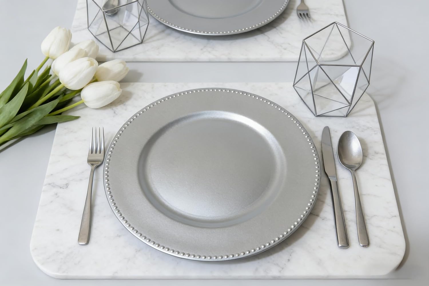 100 Pcs Elegant Plastic Beaded Charger Plates - Round Gold Silver Black Wedding Party Dinner Decorative Plate Set, Durable for Halloween Christmas Birthday Decor Silver