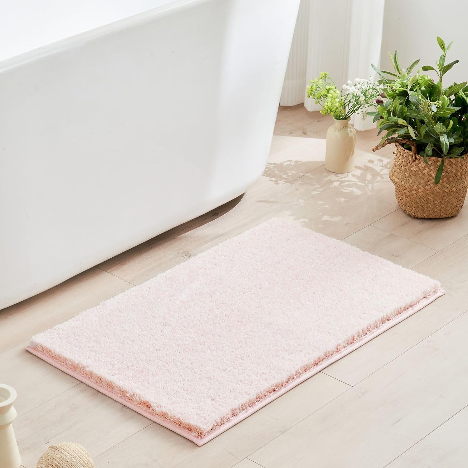 Douceur Pink Bathroom Rugs Non Slip, Super Soft Microfiber