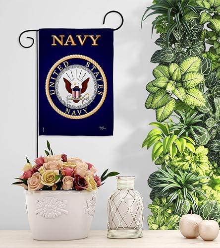 Miniatura 9 de Breeze Decor Bandera de jardín de 13 x 18.5 pulgadas, con licencia oficial de las Fuerzas Armadas de los Estados Unidos de la Marina de los Estados