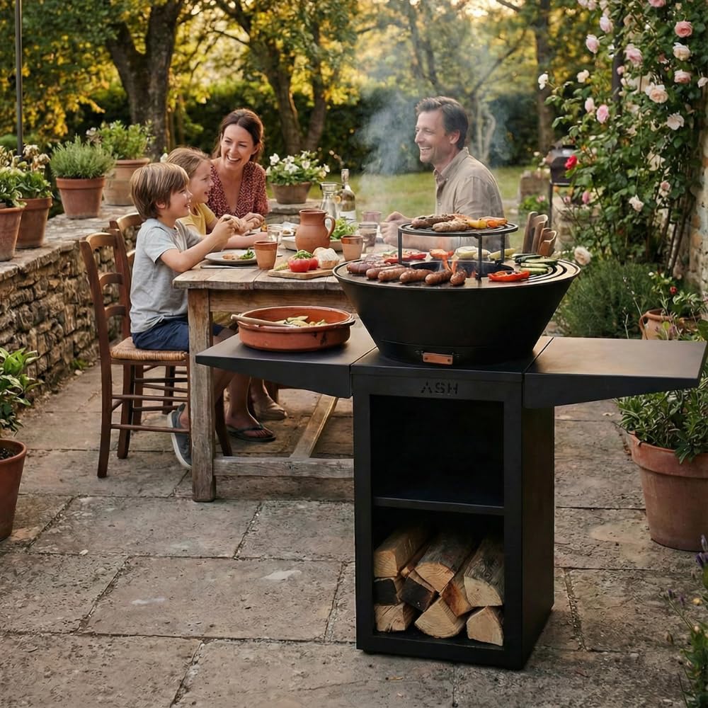 ASH Phoenix - Plancha Grill de Jardin Avec Cheminée - Noir - Acier - Barbecue Brasero Outdoor 60Ø x 115cm - Extra Large - Rangement Bois