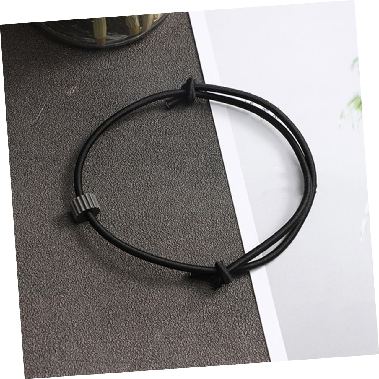 Cabilock 2pcs Car Window Breaker Bracelet Tungsten Carbide Safety Chain for Emergency Escape and Outdoor Activities