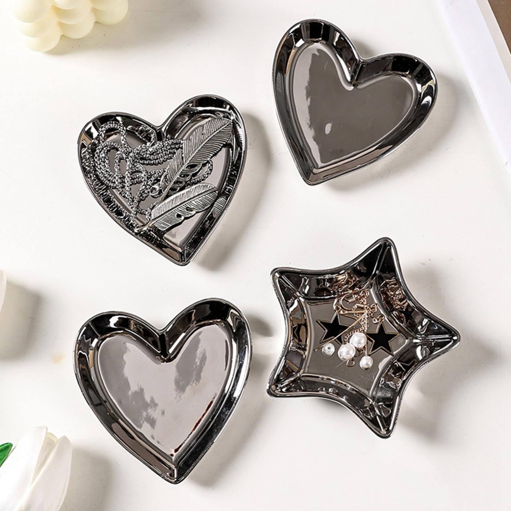 Amazon｜収納用アクセサリートレイ シルバー ins風 星形 4個セット