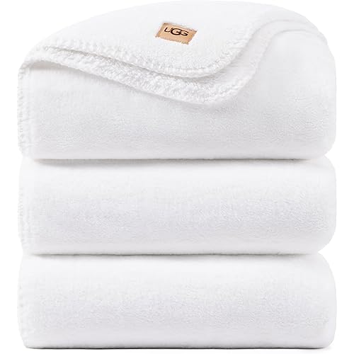 UGG Whitecap King Size Blanket for Bed, Fleece Soft Fuzzy Blankets, Luxury Warm Extra Large Throw for Couch, Hypoallergenic California King Bedding, 110" x 90", White Snow