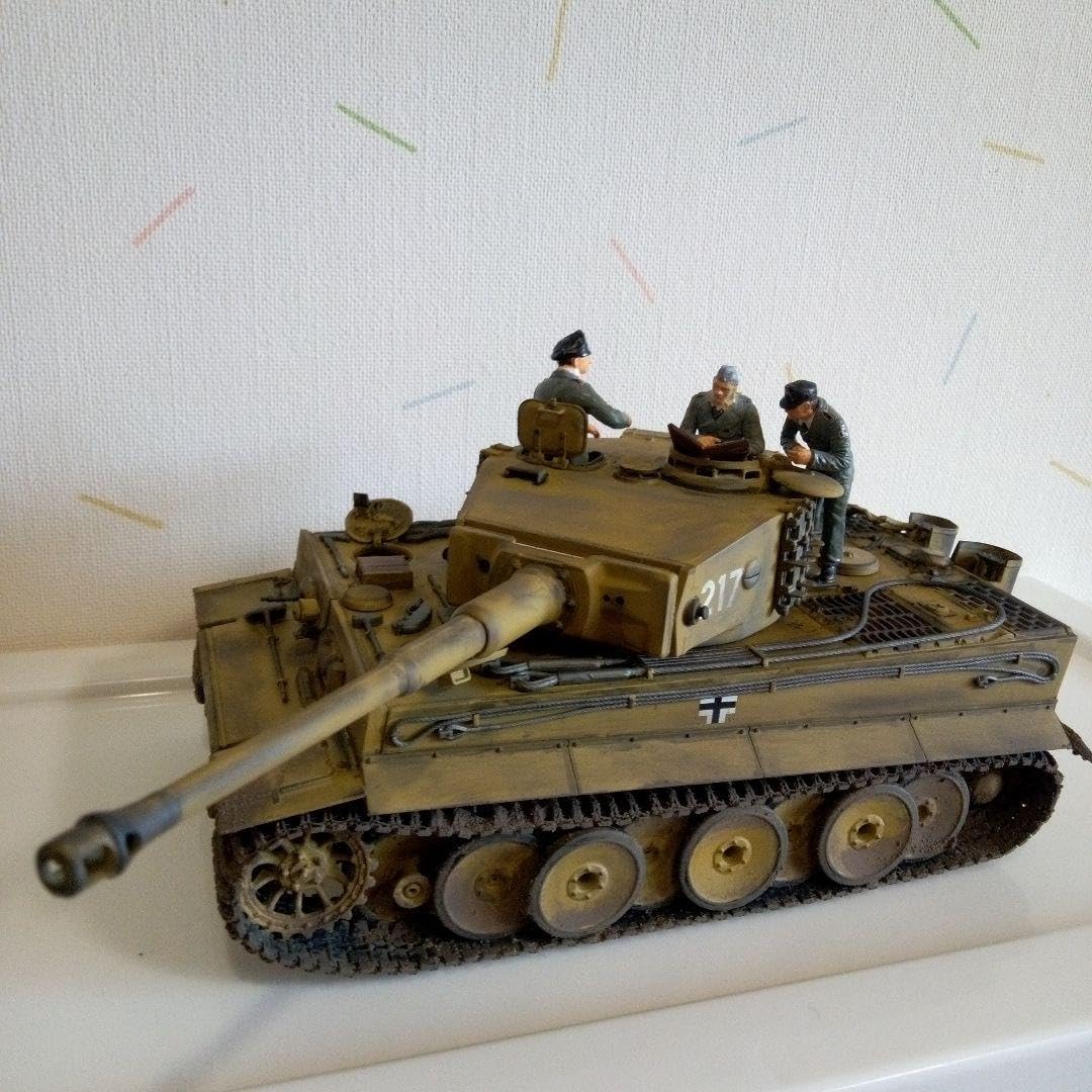 Amazon.co.jp: プライスダウン超レア・タミヤ 1/35 ドイツ軍 タイガーI 