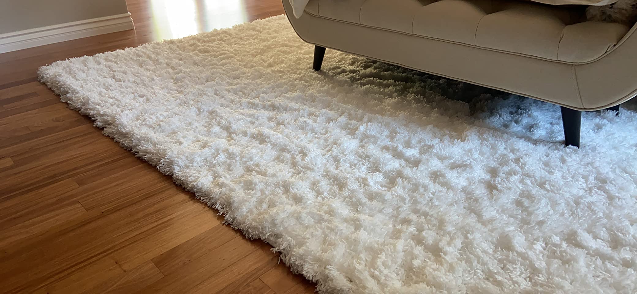 52/mo Finance SAFAVIEH Polar Shag Collection 10' x 14' White PSG800B